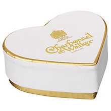 charbonnel-et-walker-mini-white-milk-marc-de-champagne-truffles-heart-box