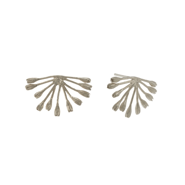 alex-monroe-fanned-seed-pod-stud-earrings-silver
