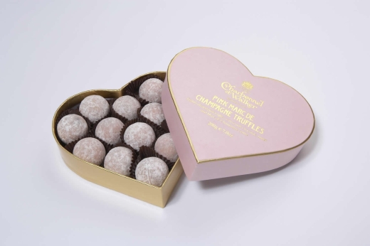 charbonnel-et-walker-pink-marc-de-champagne-truffles-heart-box-200g