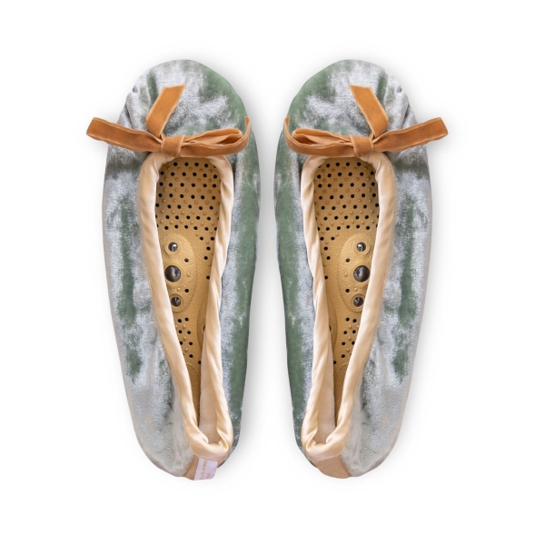holistic-silk-velvet-massaging-slippers-jade